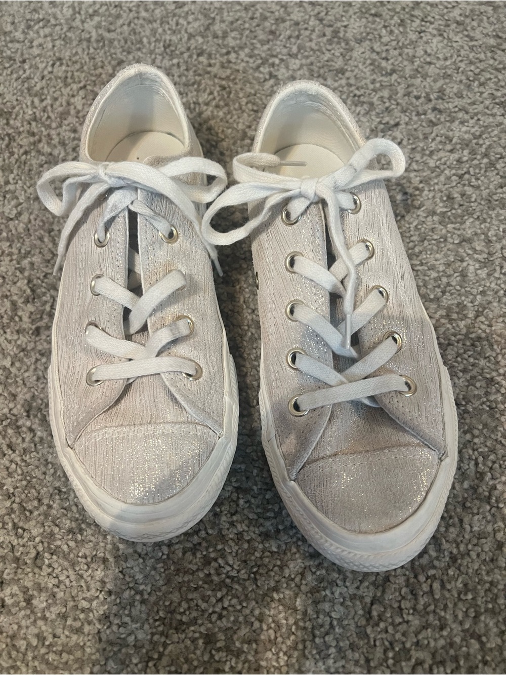 Glittery gold Converse  Low-Top Lace-Up Sneakers size 1